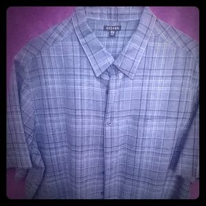 Men's casual button-down shirt